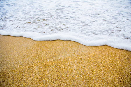 beach shore during daytime thumbnail