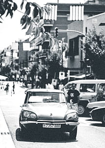 Classic Gray Car thumbnail