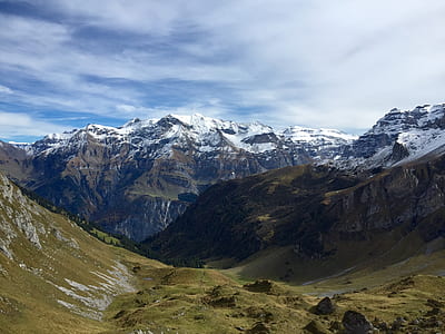 photo of green and brown mountains thumbnail
