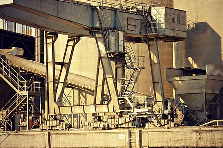 empty factory thumbnail