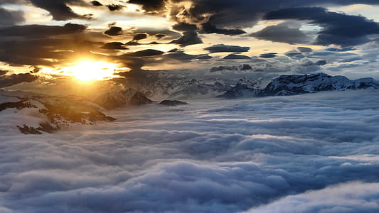 Mountain Range thumbnail
