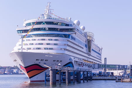 cruiser parked beside dock bay thumbnail