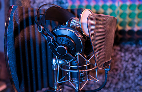 black microphone and headphones thumbnail
