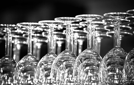 photo of clear wine glass lot thumbnail