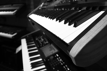 close up photo of electronic keyboard thumbnail