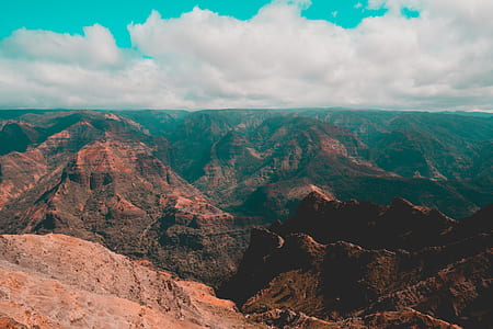 landscape photo of mountain range thumbnail