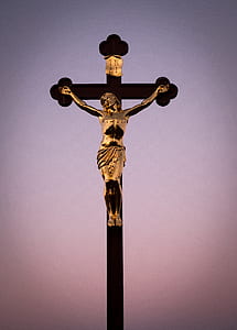 crucifix statue thumbnail