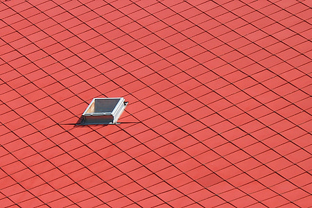 red and white container thumbnail
