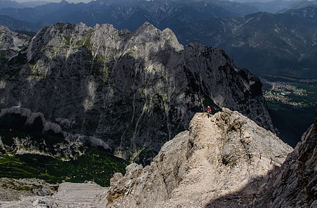 photo of mountain during daytime thumbnail