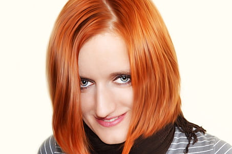 woman wearing gray and brown shirt thumbnail