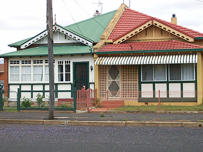 Edwardian Semis in Dubbo, New South Wales, Australia thumbnail