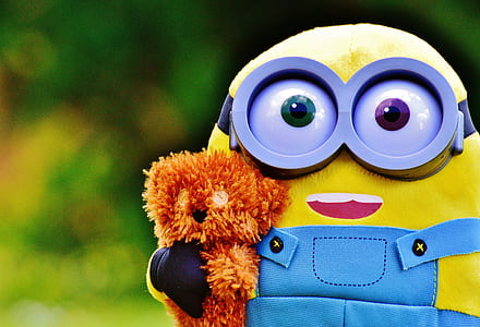 macro shot of Minion thumbnail
