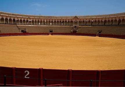 bull fighting arena thumbnail