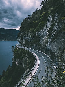 curved road on cliff thumbnail
