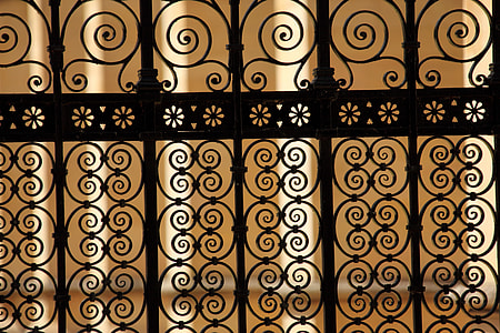 black steel gate thumbnail