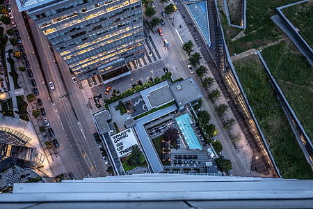 Bird's Eye View Photography of High-rise Building thumbnail