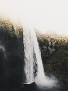 photo of waterfalls thumbnail