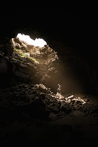 photo of brown cave thumbnail