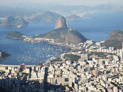 city near body of water thumbnail