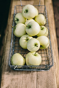 Healthy green apples in the basket thumbnail