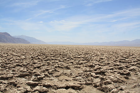 photograph of desert thumbnail
