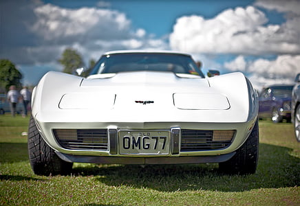 white coupe thumbnail