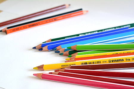 assorted coloring pencils thumbnail