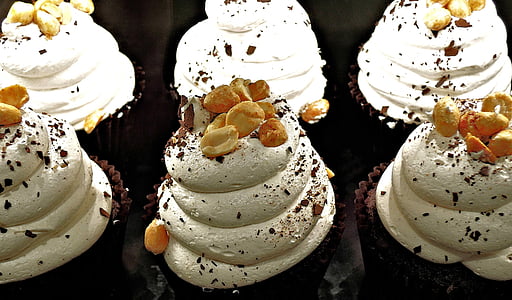 nuts cupcakes thumbnail