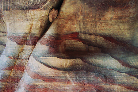 cave, living room, structure, sand stone, farbschattierungn, petra thumbnail