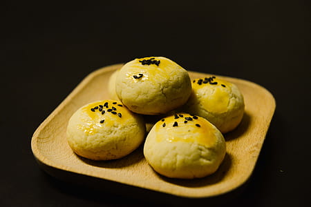 Five White Round Pastries thumbnail