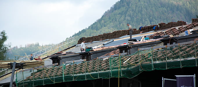 men on top of the roof thumbnail