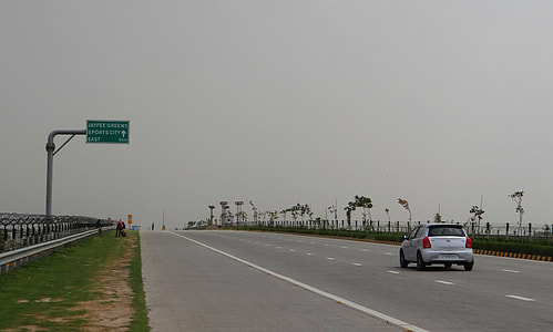 Yamuna Expressway, Delhi-Agra thumbnail
