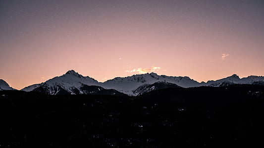 mountain filled by snow thumbnail