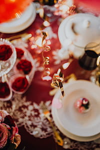 Table Decorations & Flowers for Valentine thumbnail