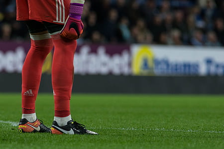 man wearing red sock thumbnail