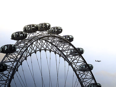 gray Ferris wheel thumbnail
