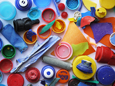 assorted-color art tool lot thumbnail