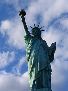 Statue of Liberty thumbnail