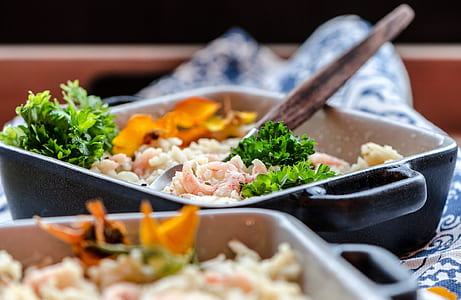 steamed rice with green leafy vegetables on top thumbnail