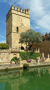 Alcázar De Los Reyes Cristianos thumbnail