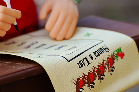 Santa making list decoration thumbnail