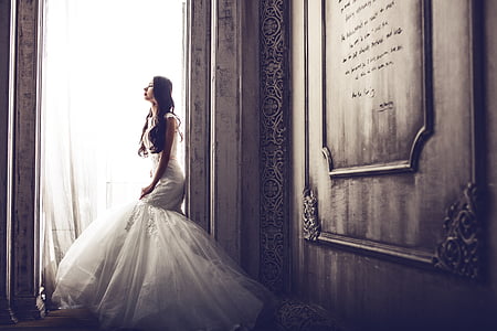 woman in wedding gown photo thumbnail