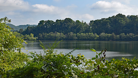 Melton Lake On Hazy Day, Clinch River thumbnail