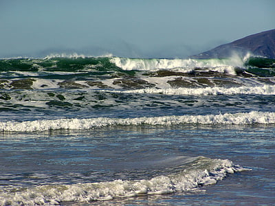 selective focus photo of ocean waves under blue sky thumbnail