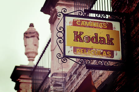 Kodak Peliculas signage thumbnail
