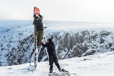 person holding a ladder thumbnail