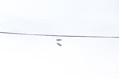hanging, black, low, top thumbnail