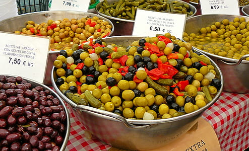 assorted vegetables in stainless steel basin thumbnail