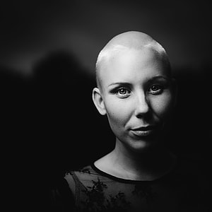 woman face in grayscale thumbnail