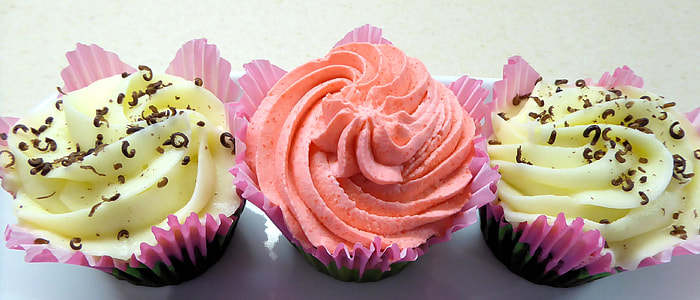 Three different Colored Cupcakes thumbnail